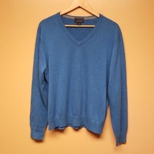 Men’s Lands' End V-Neck Sweater